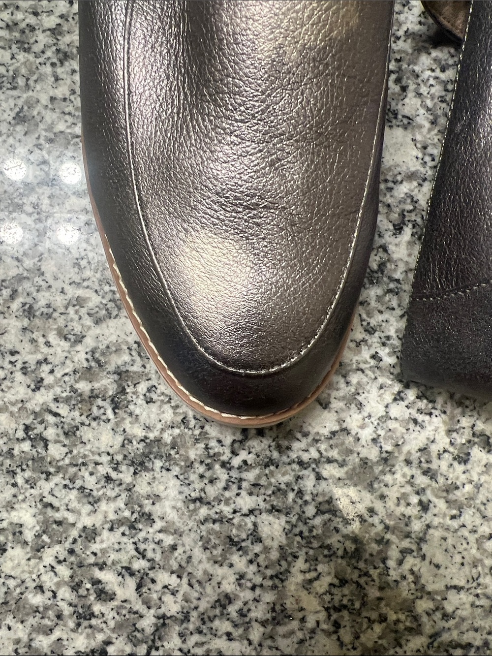 Vionic Kensley Loafers Metallic Pewter Slip-On Loafers Sz 9 lug-sole work - Picture 11 of 12